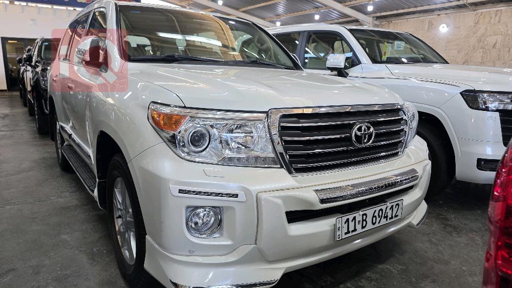 تويوتا لاندكروزر